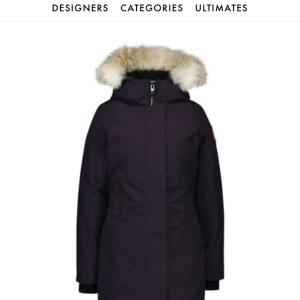Canada goose Victoria parka  - Säljer min Canada goose i strl S använd Max 10 ggr så i helt nyskick  Kvitto finns  Nypris 10.000