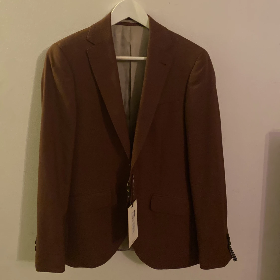 Riley kavaj oanvänd med prislapp kvar. Storlek 44.