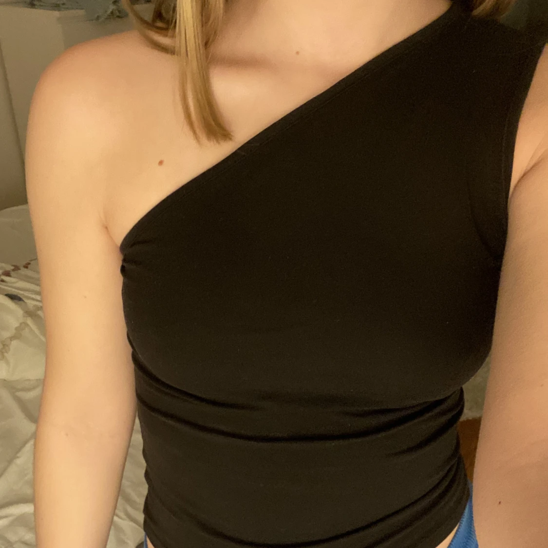 One shoulder topp - 90