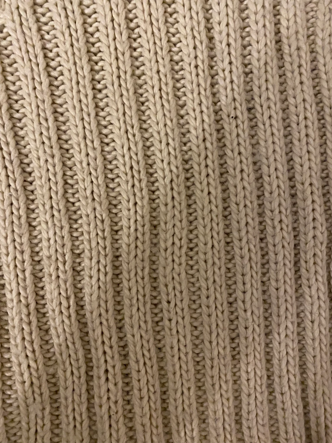 Stickad tröja  - 90