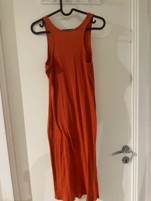 Tajt sommarklänning  - Jättefin sommarklänning 