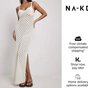 Säljer denna virkstickade klänning från NAKD, slutsåld, då den inte passade mig så bra, använd en gång! Vid hög efterfrågan buda!!😊 köparen står för frakt!