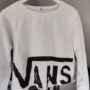 Långärmad Vans tröja i storlek M☺️