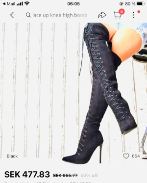 Lace-up mockastövlar m öppen tå  - Har för tunna Vader för att göra snörningen rättvisa så därför lade jag upp dessa. Väldigt fina till våren på rätt person. Stilettklackar 11cm samt blixtlås. Inköpspris drygt 700kr/styck.
