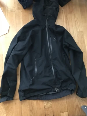Haglöfs - Haglöfs jacka inte använd så länge inga Slitna märken ellr fläckar 