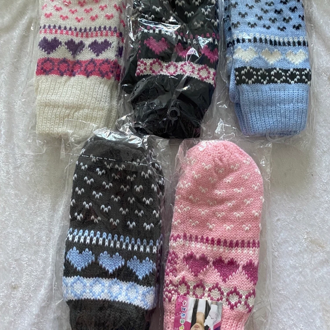 Stickade Vantar med Fleece 