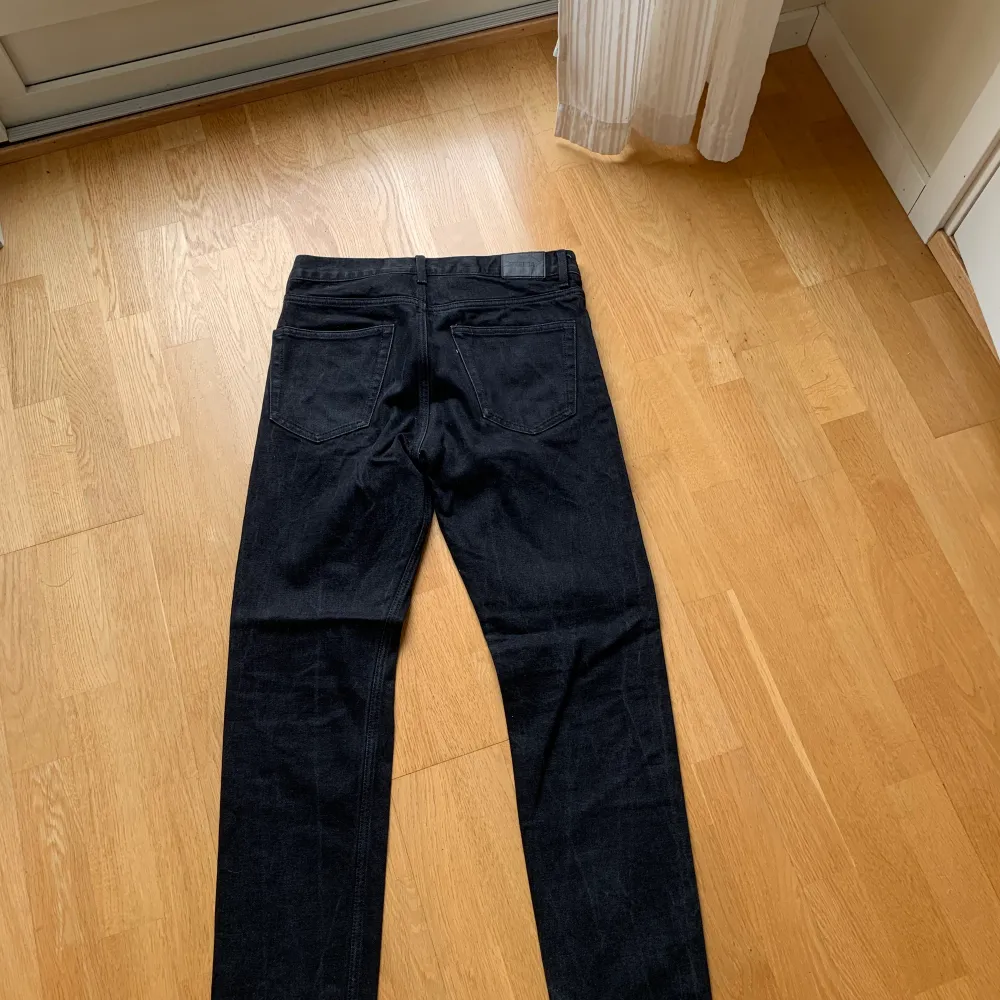 Jeans från weekday modell Pine 28/30 . Farkut & Housut.