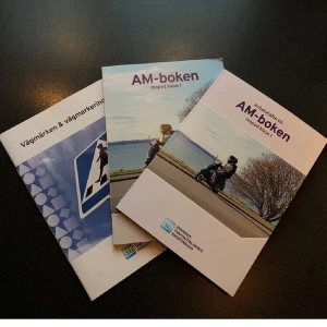 Am böcker🤎 - Helt nya am böcker,oöppnade. Säljer eftersom jag råkade få dubbel beställning💕