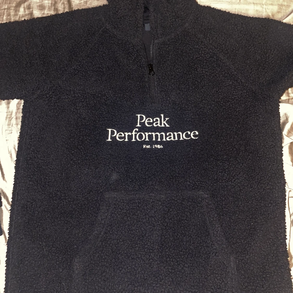 Peak performance hoddie