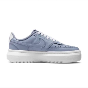 Nike, nya ljusblå - Nike, helt oanvända stl 36. Fel stl. Nypris 899kr, nu 350kr