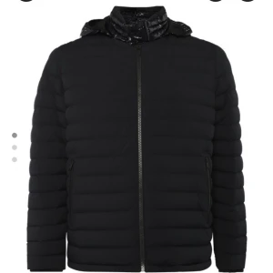 Moose Knuckels Jacka - Moose knuckles jacka storlek S använd 1 gång