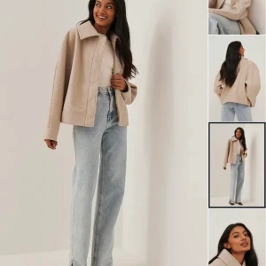 Jacka/kappa NAKD - Beige jacka från NAKD🤍 säljer då jag har för många. Sitter fint, storleken är normal men lite overzized. Om fler är intresserade kan det bli budgivning 🤍