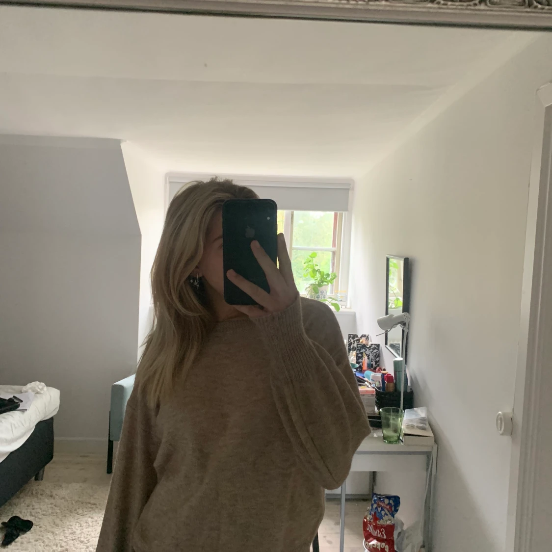 Beige stickad tröja  - 90