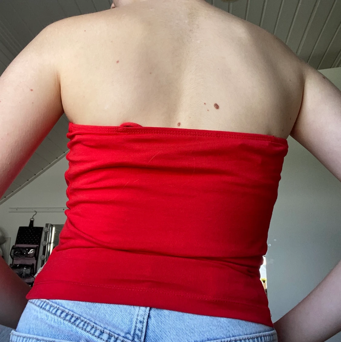 Röd tub topp från Gina  - 90