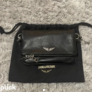 Zadig väska  - Jätte fin väska från Zadig. Har bevis på att den är äkta🥰 Priset kan diskuteras vid snabb affär. Skriv om ni vill ha egna bilder 