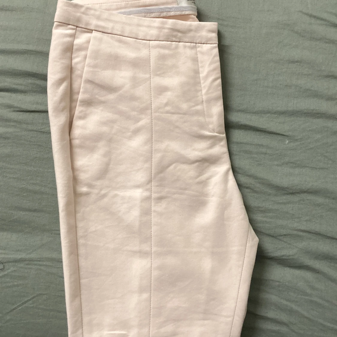 Bekväma kostymbyxor  - 90