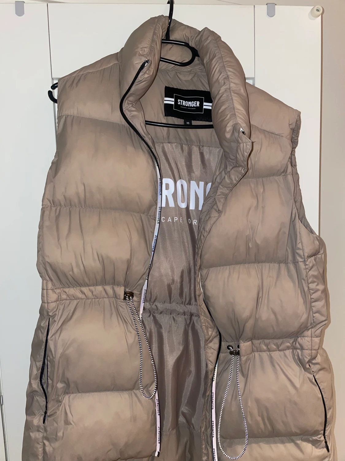 Vadderad Stronger väst 