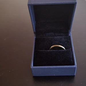 Guld 18 K - Deffekt trasig ring äkta 18 K