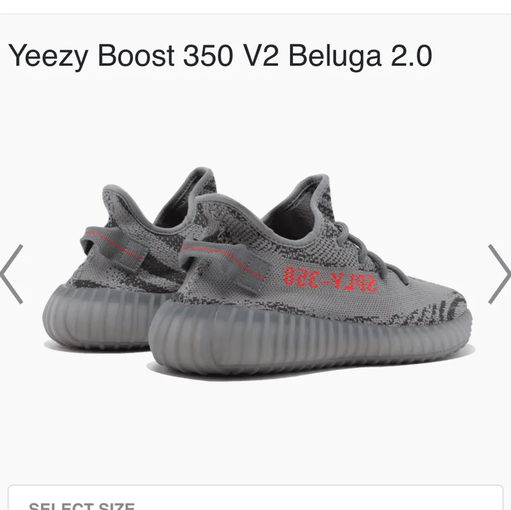 Säljer dessa coola yeezy boost 350 V2 beluga. Använda men ändå bra skick!. Skor.