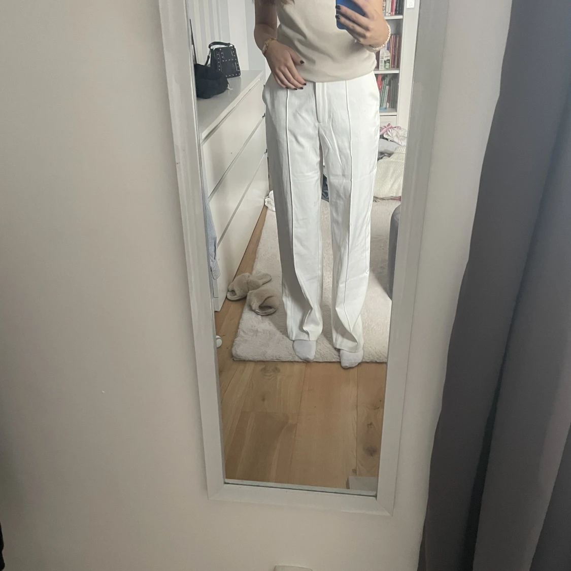 Vita kostymbyxor - 90