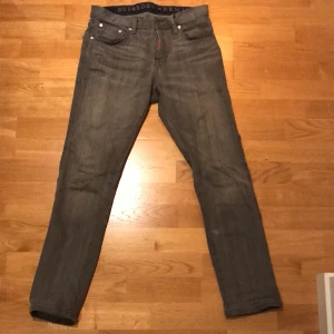 Jeans - Används ett fåtalgånger då dem är för små för mig nu