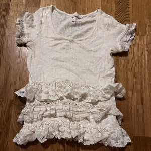 Odd molly topp - Så så fin odd molly topp i storlek S.  100kr + frakt