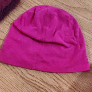 Rosa mössa - Väldigt töjbar och rosa