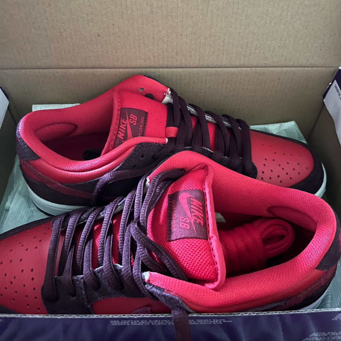 Nike SB Dunk Low Cherry