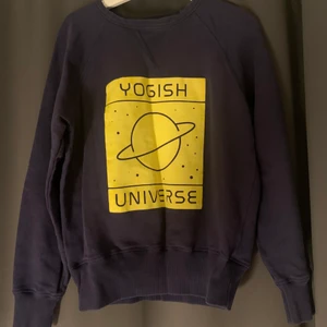 Yogish tröja - Aldrig använd  Stl S