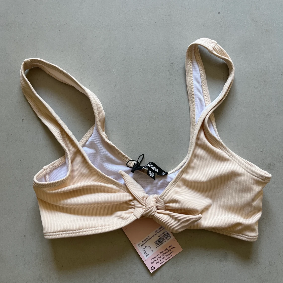 Bikinitopp från Missguided, storlek 38