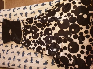 Bal/fest set - Kjol med överdel. Aldrig använd.