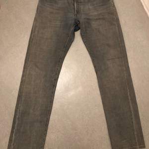 Fina dior jeans bra skick size 32 möts i Stockholm 