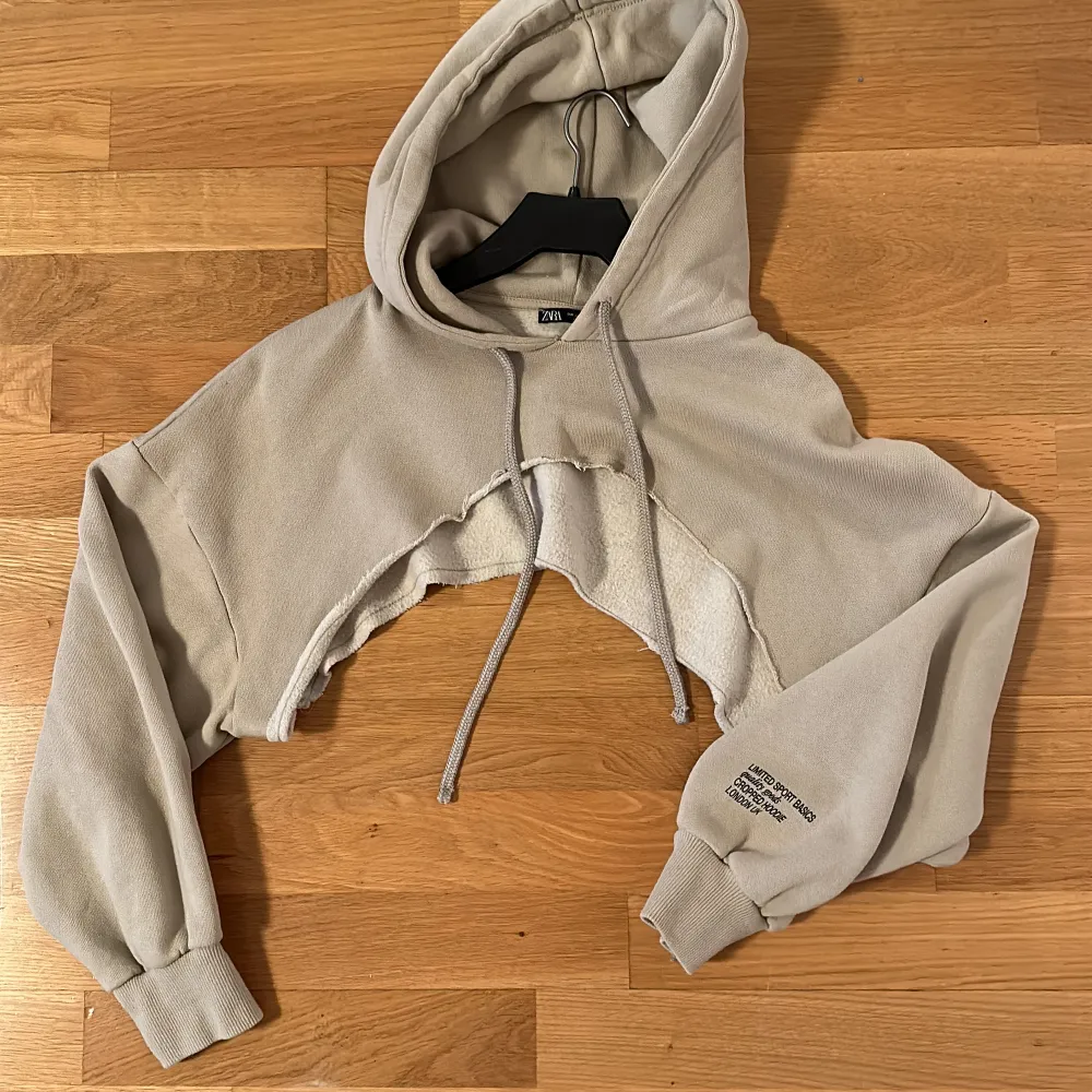 Self explanatory cropped hoodie. Beautiful statement for any outift. Worn once  . Hoodies.