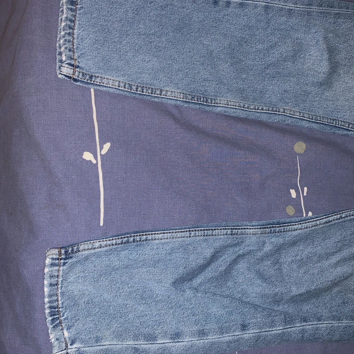 Jeans i storlek 34  - 90
