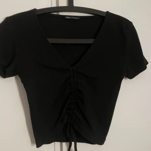 Zara topp - Fin zara topp i storlek S💓 Inga defekter eller tecken på användning 