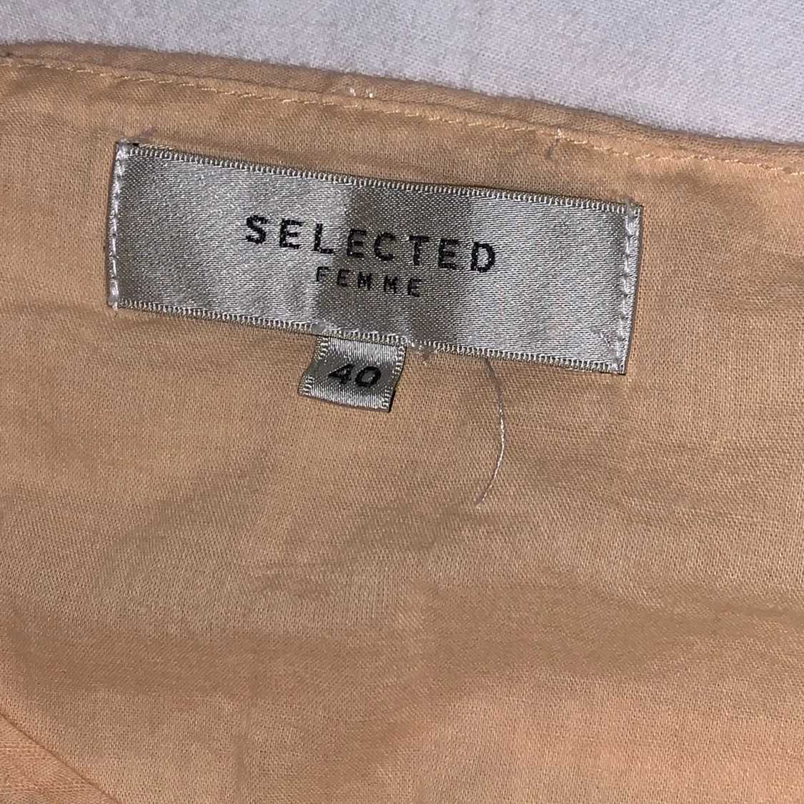 Jättefin klänning från selected - 90