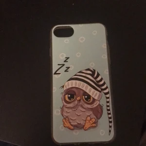 Mobilskal för iPhone 7 - Knappt använt  iPhone 7 Pris kan diskuteras  