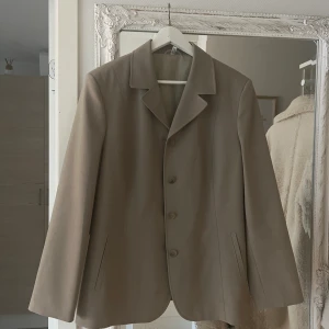 Kavaj  - Super fin kavaj, storlek M 