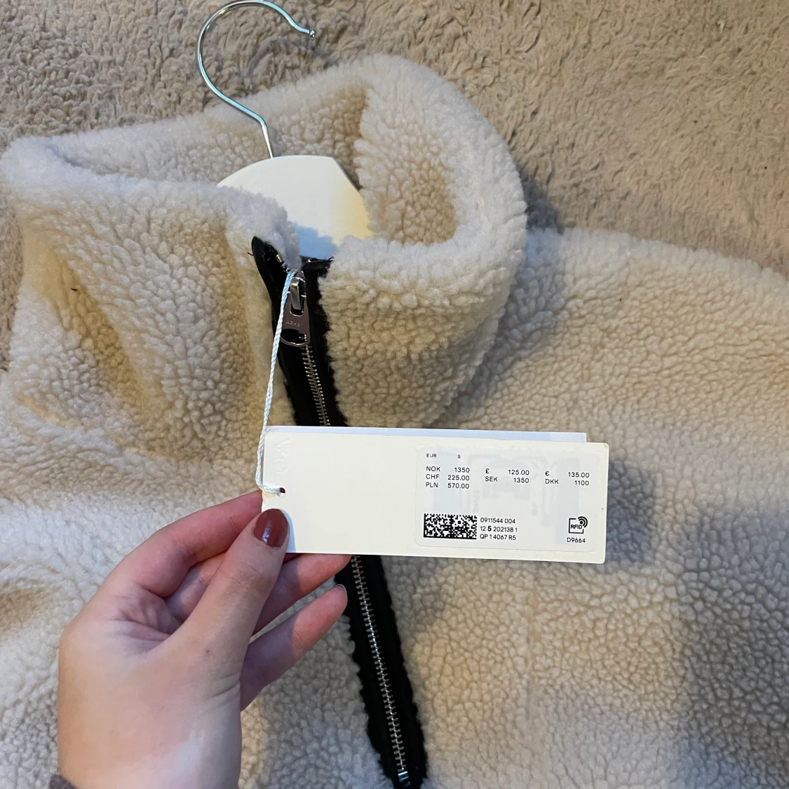 PILÉ JACKA FRÅN ARKET - 91