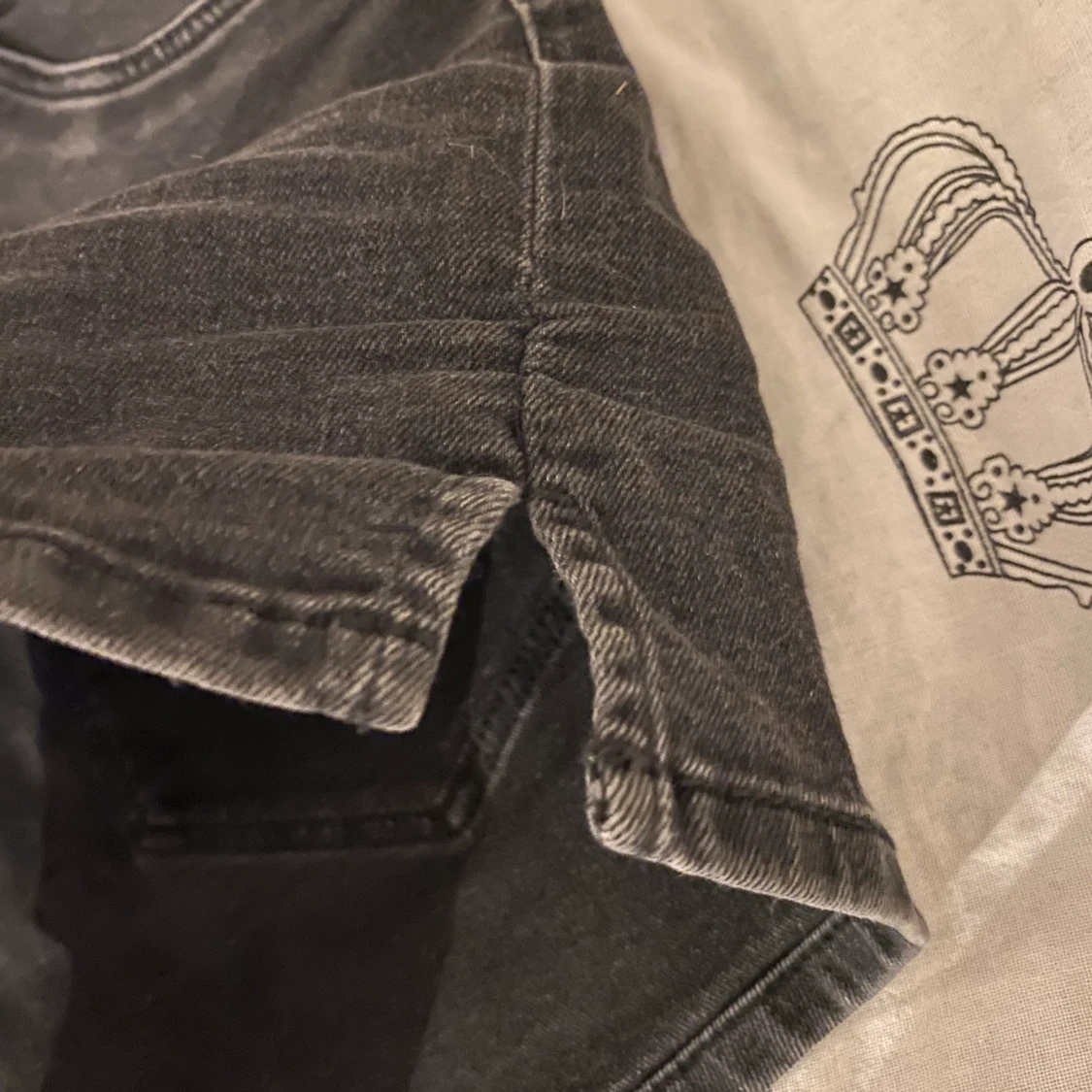 Högmidjade shorts svarta - 90