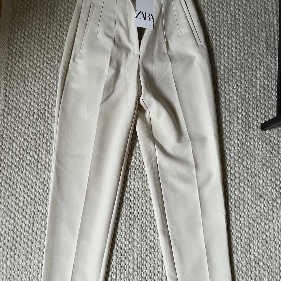 Kostymbyxor Zara