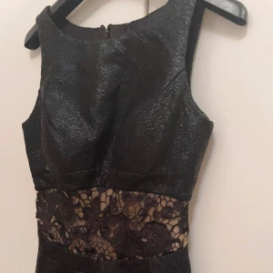 Festklänning  - Jätte fint kort fest klänning 