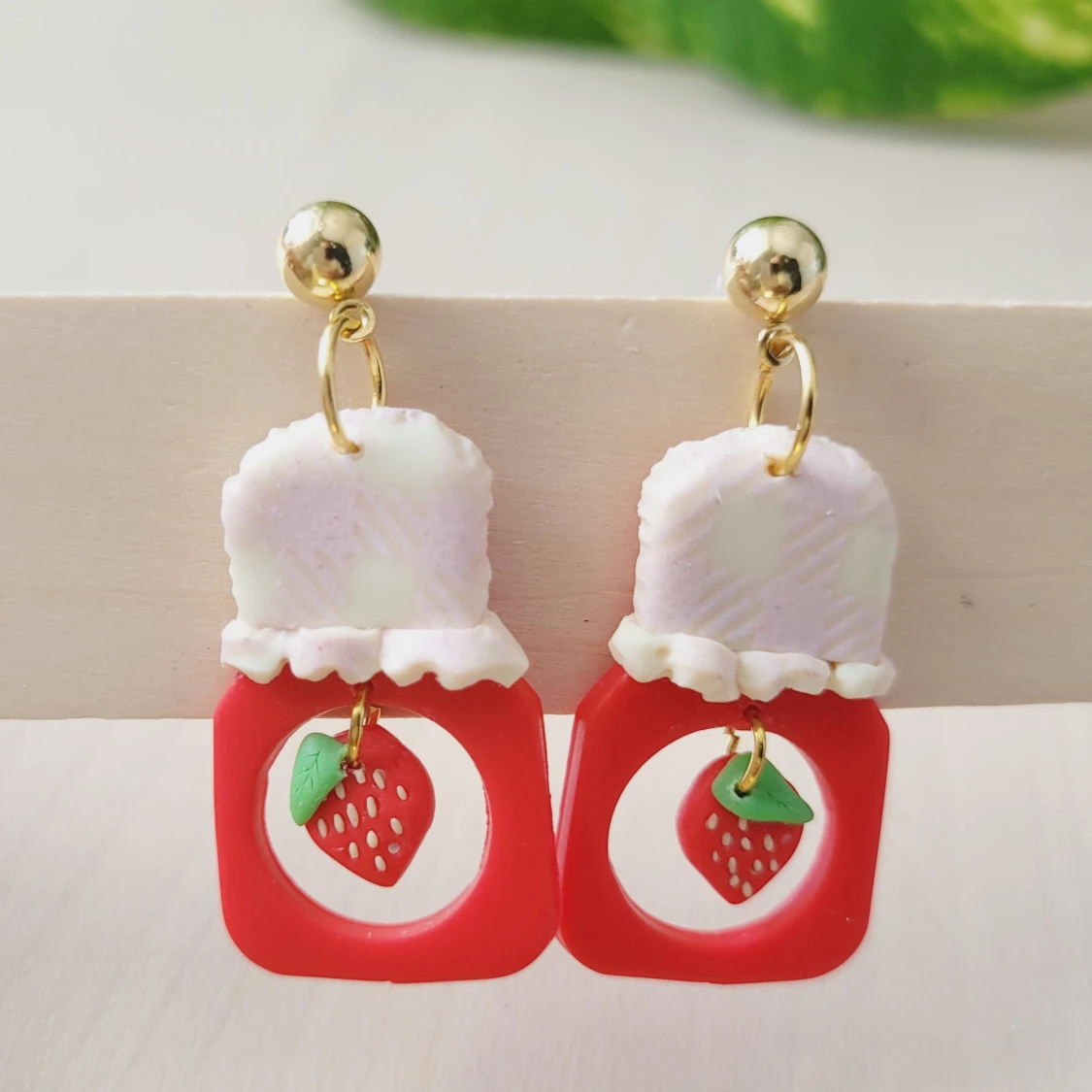 Handgjord, polymerlera örhängen 