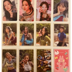 Twice photocards - 60 kr styck för första raden och 10kr styck för de andra 280 för alla ❌❌✅❌ ❌❌✅❌ ✅❌✅
