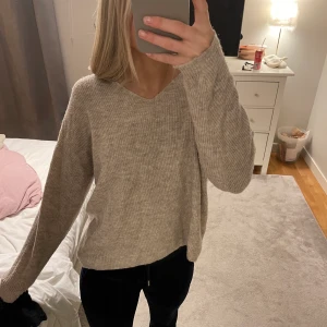 Stickad tröja - Stickad tröja super skön