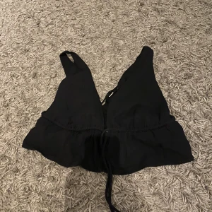 Topp - Från gina tricot 