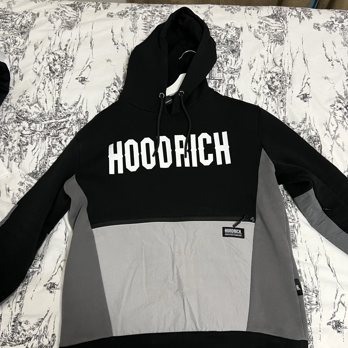 Hoodrich tröja strl S - 90