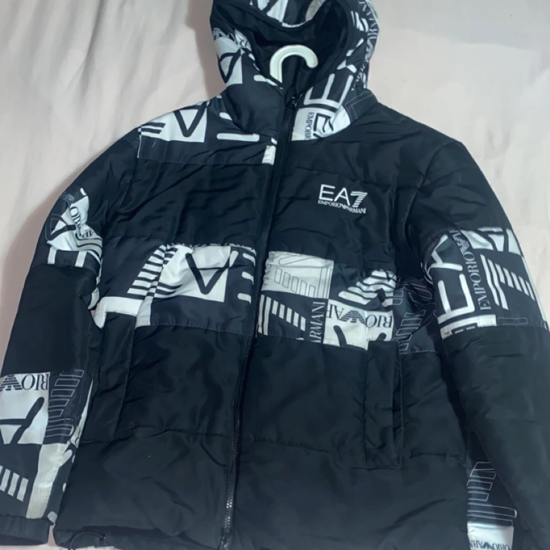 Armani Vinterjacka  - 90