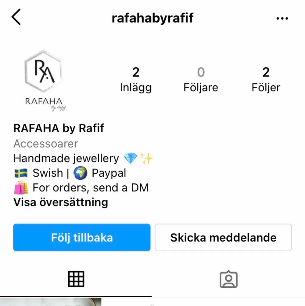 Lyxiga örhängen i 2 olika utföranden. Handgjorda av mig!  Följ mig på instagram @rafahabyrafif  Välj mellan ”SELMA” och ”TIHAMA”. Accessoarer.