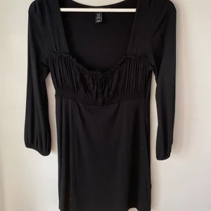 Sommarklänning  - Svart klänning som inte används